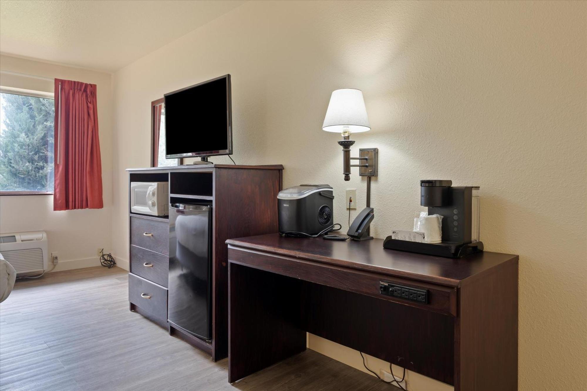 Quincy Inn And Suites 外观 照片