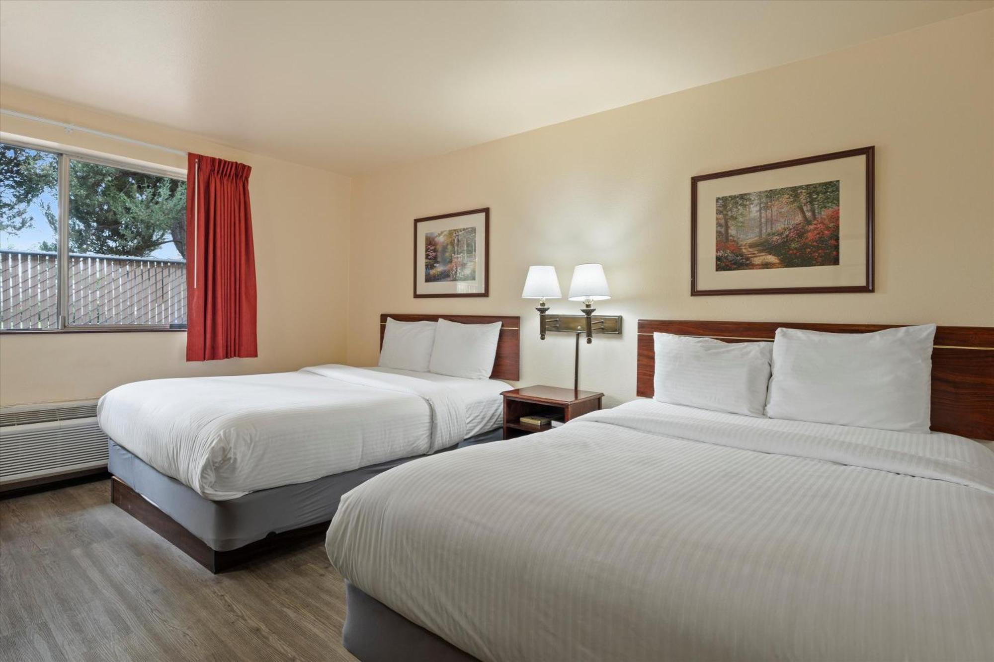 Quincy Inn And Suites 外观 照片